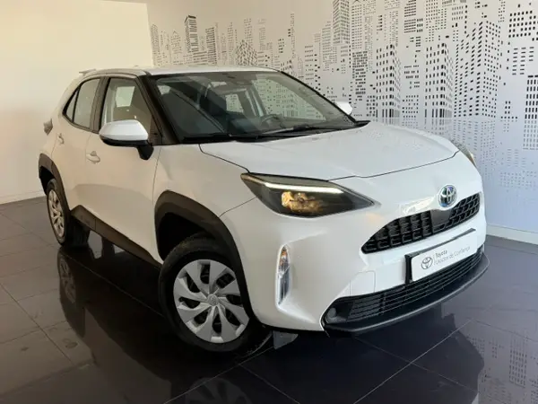 YARIS CROSS